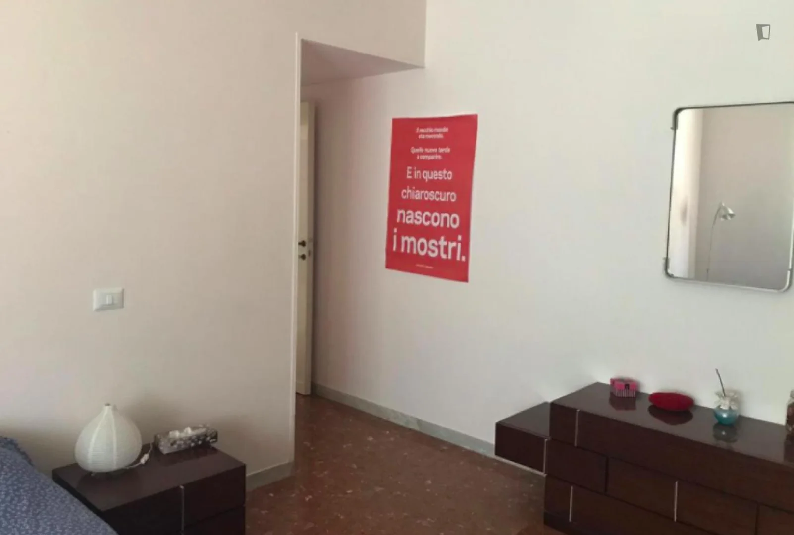 Room for rent in student apartment in , fully furnished