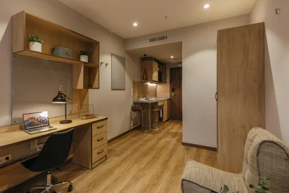 Private room in residence at Calle Portuetxe, image 2 of 16