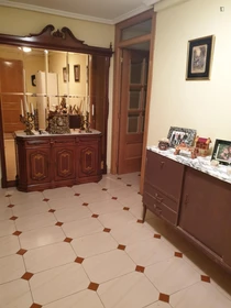 Room for rent in a shared flat in Ponferrada