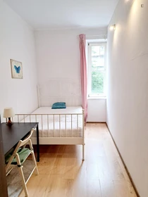 Quarto para alugar com cama de casal em Krakow