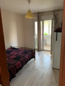 Alquiler de habitación en piso compartido en Thessaloniki