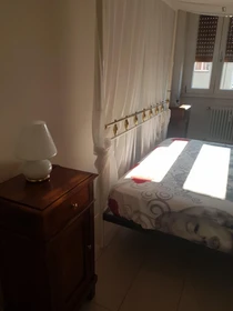Bergamo içinde aydınlık özel oda