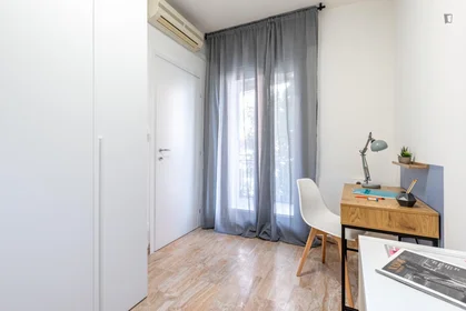 Quarto privado em Via Domenico Piacentino, imagem 3 de 16