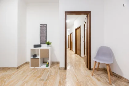 Quarto privado em Via Domenico Piacentino, imagem 7 de 16