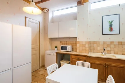 Stanza privata in Rue Villebois Mareuil, immagine 6 di 16