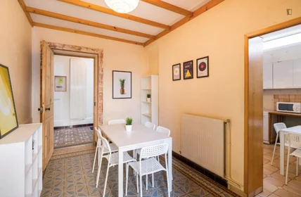 Stanza privata in Rue Villebois Mareuil, immagine 10 di 16