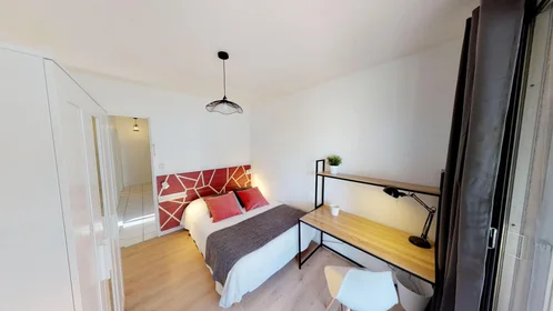 Private room at Rue Pierre Audry, image 3 of 16