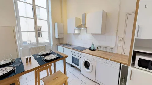 Chambre privée à rue Paul Bert, image 7 de 15
