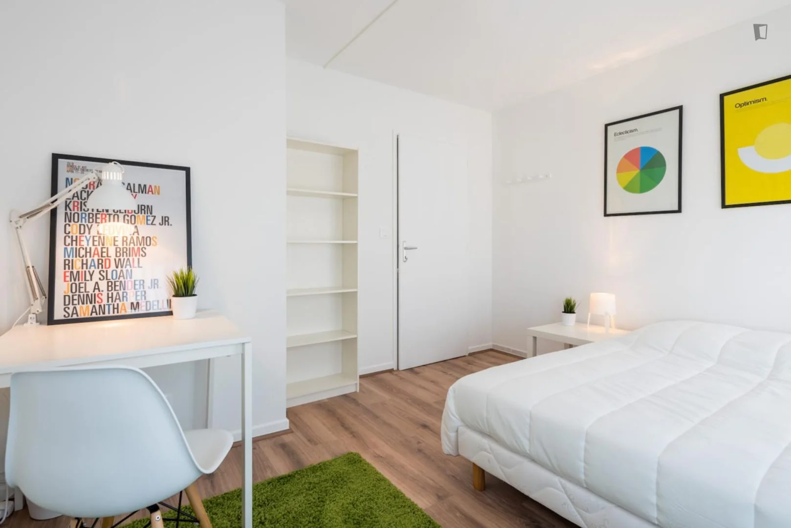 'de öğrenci dairesinde, tamamen mobilyalı kiralık oda
