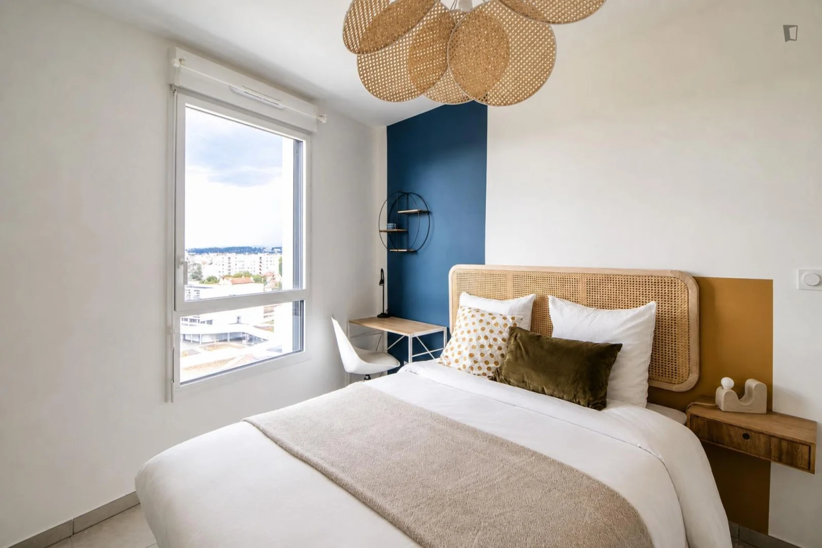 Chambre d'étudiant confortable et spacieuse dans 