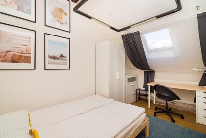 Zimmer mit Doppelbett zu vermieten praha