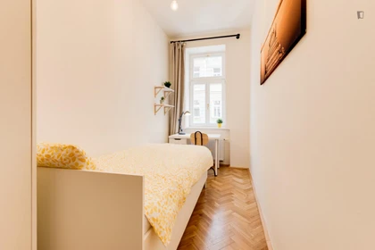 Quarto para alugar com cama de casal em Praha