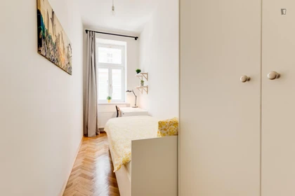 Quarto para alugar com cama de casal em Praha