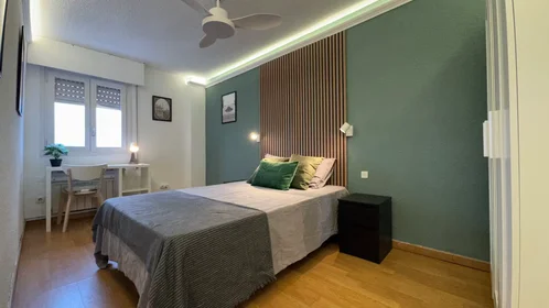 Habitación privada en Calle de Juan García Serrano, , imagen 1 de 10