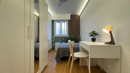 Habitación privada en Calle de Juan García Serrano, , imagen 1 de 10