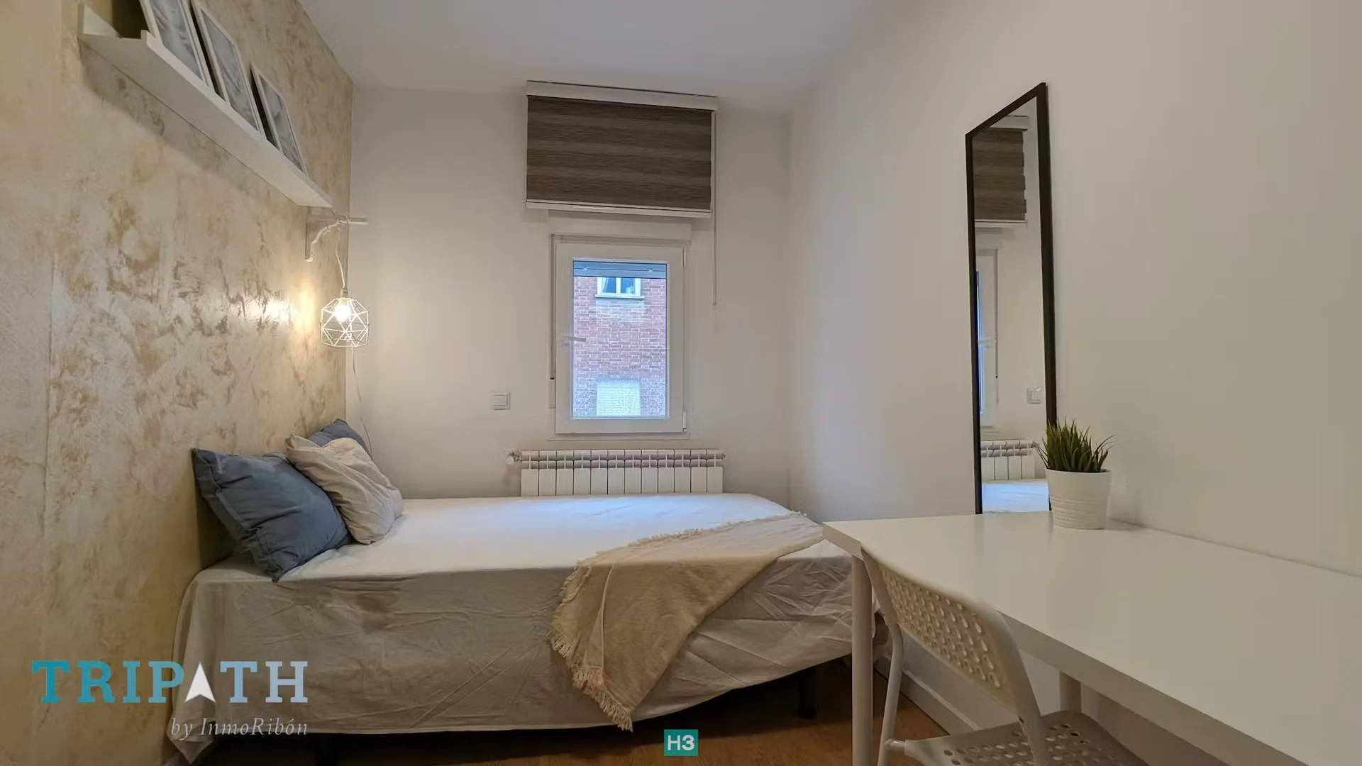 Quarto de estudante económico com localização conveniente em 