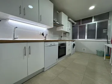 Özel oda konumu Calle Pintor Velazquez, , 8 10 görüntüsü