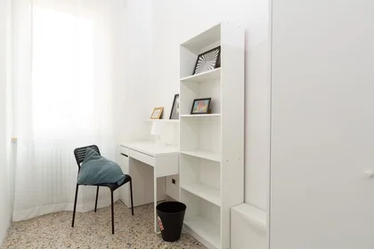 Chambre privée à Corso d'Augusto, , image 5 de 10
