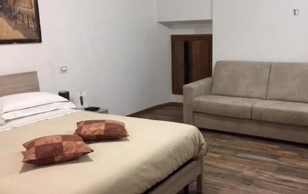Quarto para alugar num apartamento partilhado em Viterbo