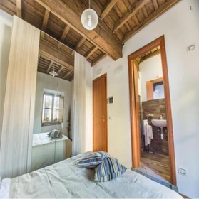 Cheap private room in Viterbo
