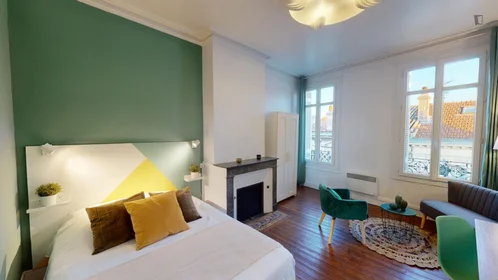 Habitación privada en Rue Charles Monselet, imagen 1 de 10