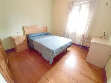 Room for rent with double bed vigo