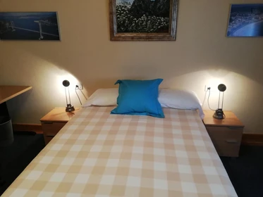 Chambre à louer avec lit double Vigo