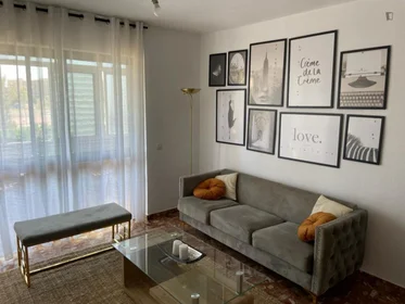 Habitación privada en Calle Arlanza, imagen 15 de 20