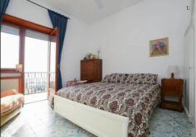 Appartamento con 2 camere da letto a Salerno