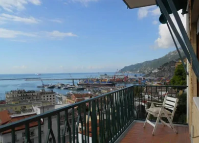Entire fully furnished flat in Salerno