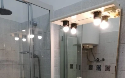 Chambre privée à Via Roma, image 12 de 17
