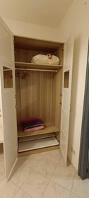 Chambre privée à Via Emerico Amari, image 3 de 15