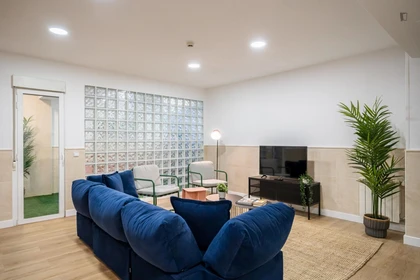 Quarto privado em C. de Bravo Murillo, imagem 11 de 61