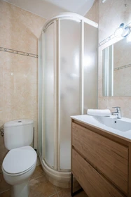 Quarto privado em C. de Bravo Murillo, imagem 51 de 61