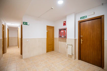 Quarto privado em C. de Bravo Murillo, imagem 56 de 61