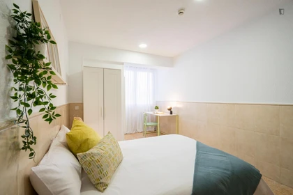Quarto privado em C. de Bravo Murillo, imagem 7 de 61