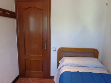 Room for rent with double bed Santander