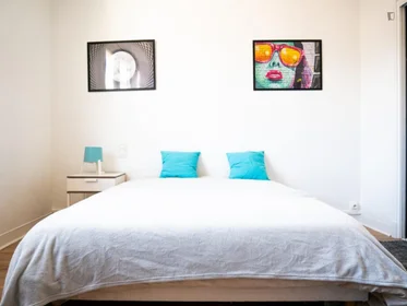 Quarto privado em Rue Lafon, imagem 1 de 49