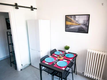 Quarto privado em Rue Lafon, imagem 9 de 49