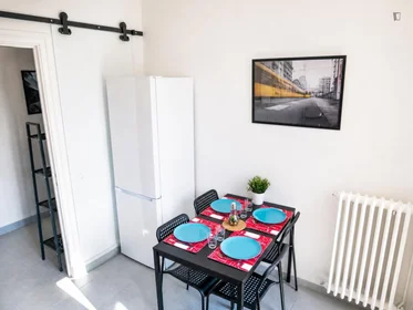 Quarto privado em Rue Lafon, imagem 26 de 47