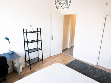 Quarto privado em Rue Lafon, imagem 6 de 47