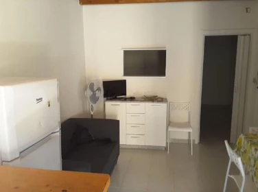 Very bright studio for rent in L'alguer/alghero