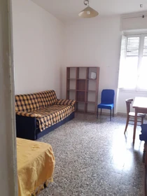 Zimmer mit Doppelbett zu vermieten Sassari