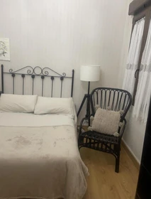 Bright private room in Oviedo