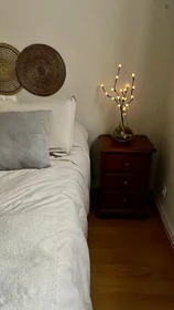 Zimmer mit Doppelbett zu vermieten oviedo