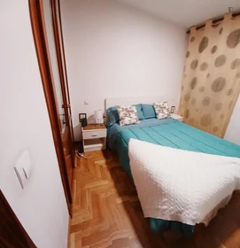 Bright private room in Oviedo