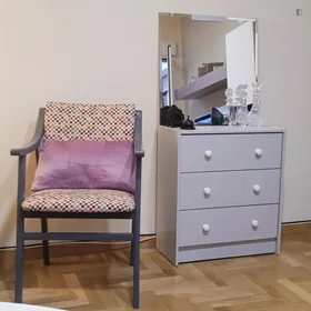 Quarto privado em Calle Granados, imagem 9 de 15