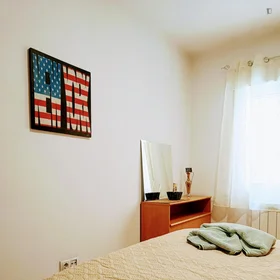 Prywatny pokój Calle Granados, obraz 3 17