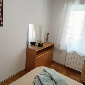 Prywatny pokój Calle Granados, obraz 7 17