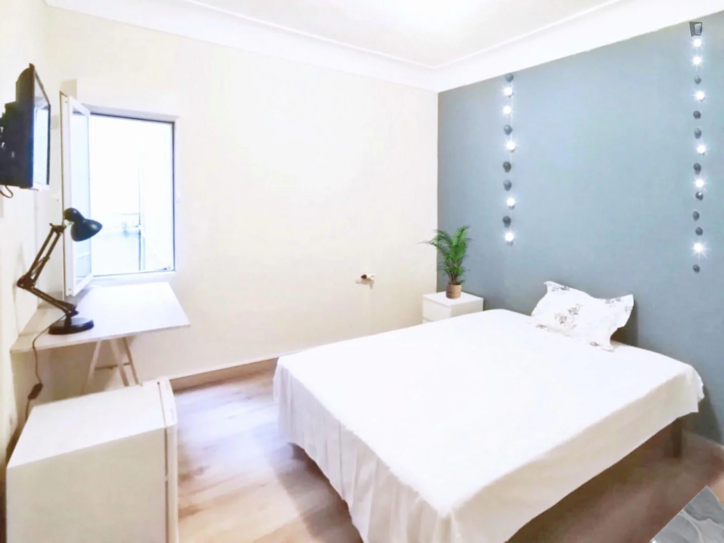 Habitación asequible para estudiantes con buena iluminación en 